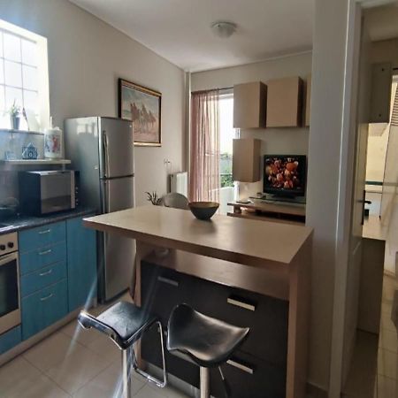 Apartment In A Quiet Location. Афіни Екстер'єр фото
