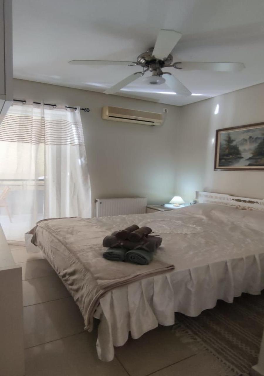 Apartment In A Quiet Location. Афіни Екстер'єр фото